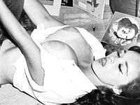 Vintage Retro Pictures Mics Cluset.com