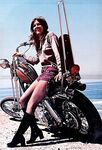 Retro Moto Girls