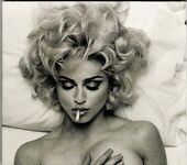 Madonna - 42 Pics Cluset.com