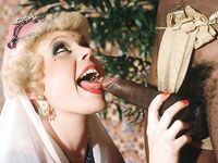 Harem fun with two naughty Blondes  30