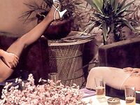 Swanee and Chulida in a foursome  34