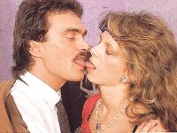 Vintage magazine No.1106  hungry cunts  33