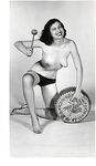 Pin up burlesque...  1332