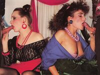 Vintage magazine No.886  intimate party  30