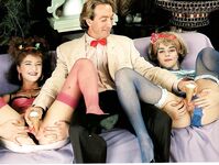 Vintage magazine No.823  the ice man comes  29