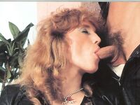 Retro magazine No.574  randy bird lover  21