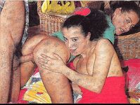 Retro magazine No.328  redhot holes  22