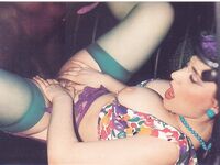 Vintage magazine No.51  hot taxi ride  32