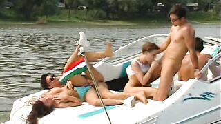 Martina Snajdarova Fick Ahoi Fotzchen in Not