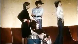 vintage_threesome Big Tits Blowjob Threesome Dp Vintage Double Penetration Retro Big Tits.mp4