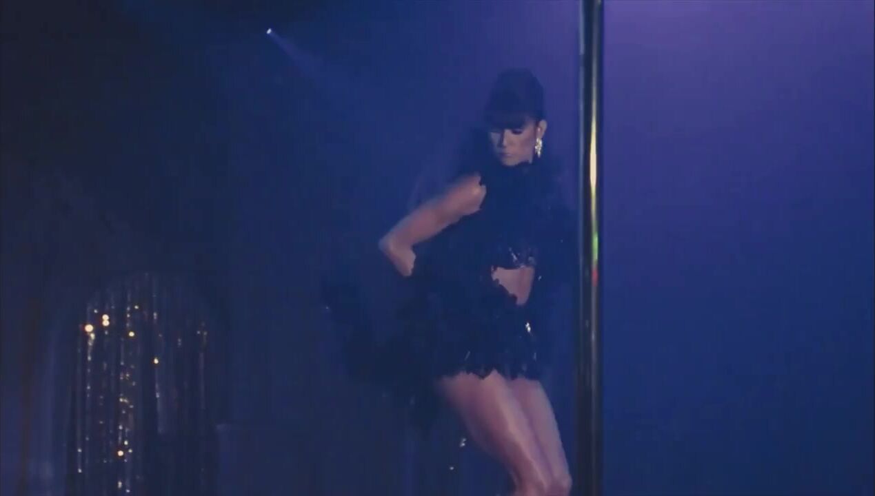 A Demi Moore Striptease Cluset.com