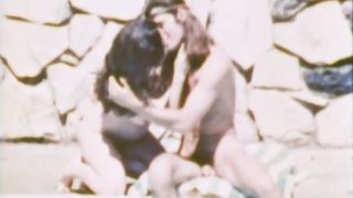 Playmate Linda Three For The Pool (Linda McDowell)