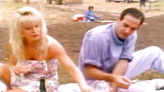 Nikki Dial Shades of Blue (1992) sc 5