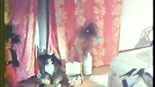 Marilyn Jess - Pensionnat très special 1 (1979)